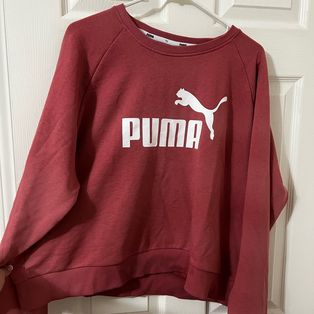 puma sweatshirt. Small crop but not bad.